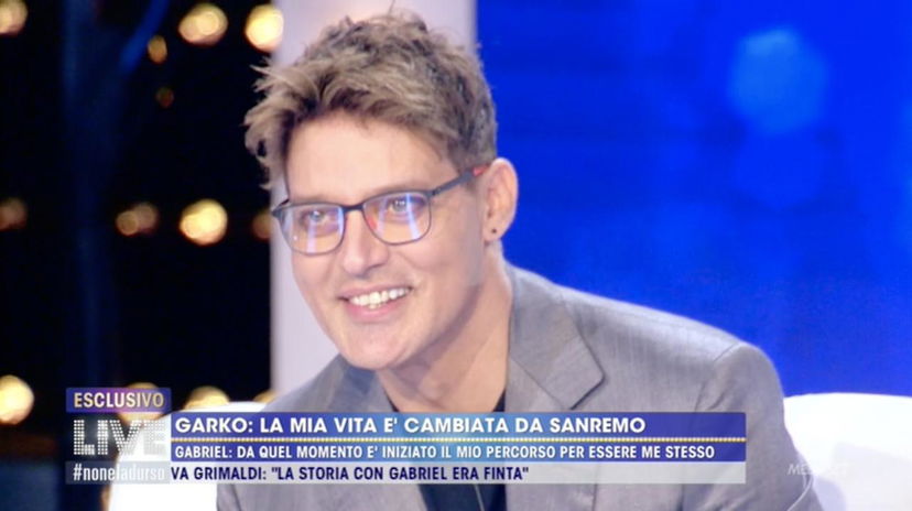 Gabriel Garko parla del fidanzato Gaetano e svela il “sistema” da Barbara d’Urso preview