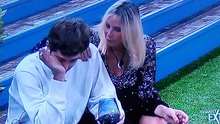 Tommaso Zorzi vuole lasciare la Casa del GF Vip: il gesto di Matilde fa mormorare il web preview