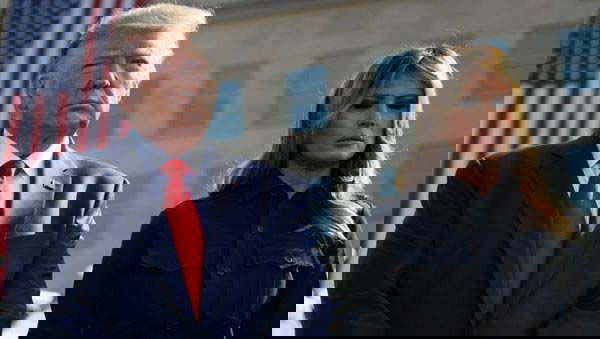 Donald Trump e Melania positivi al Covid, media Usa: “Presidente ad alto rischio” preview