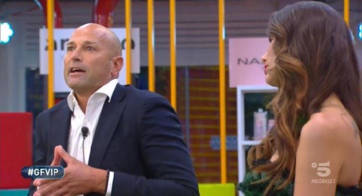 Quando Dayane Mello diceva: “Sono innamorata pazza di Stefano Bettarini…” preview
