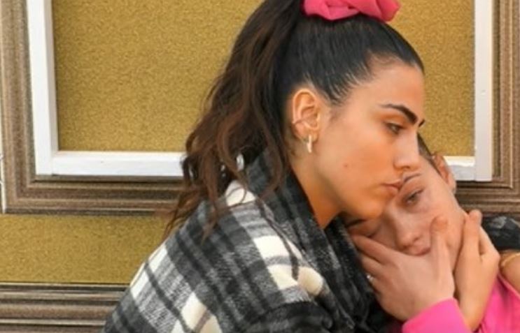 GF Vip, l’AresGate agita ancora Adua Del Vesco: “Vorrei farla pagare a tanta gente…” (VIDEO) article-post