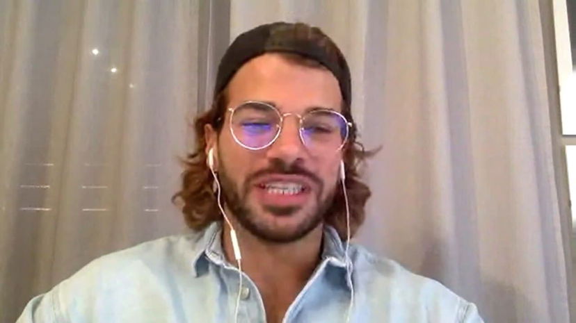 Flirt con Tommaso Zorzi? Claudio Sona interviene, da Oppini a Iconize: “Lo fa fuori” preview