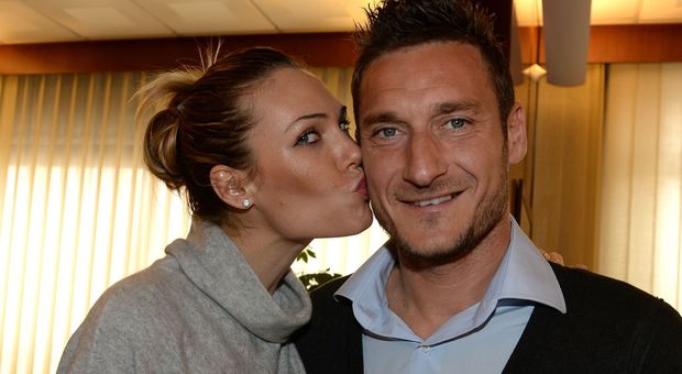 Francesco Totti e Ilary Blasi hanno il Coronavirus