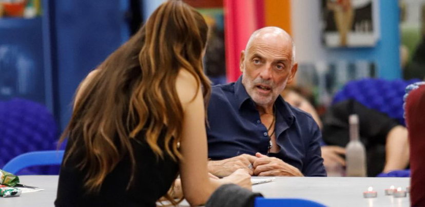 GF Vip, Paolo Brosio ha infranto il regolamento? “Microfono in tasca e discorsi in codice” preview