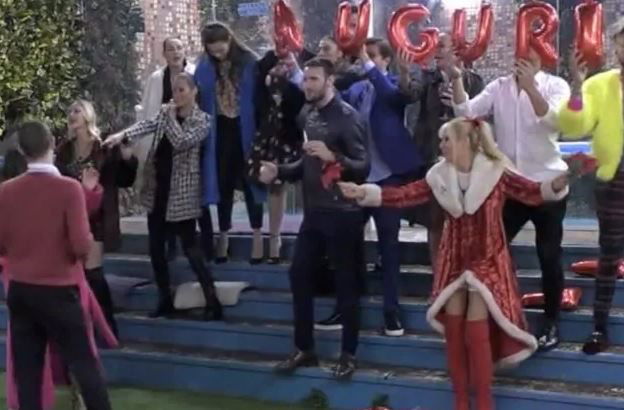 Lo spoiler di Fulvio Abbate sul Capodanno del GF Vip: ecco cosa faranno gli eliminati article-post