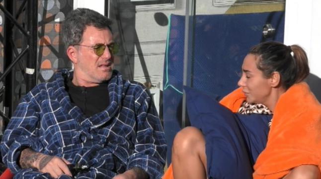 “Chi vuol essere fecondata?”, Filippo Nardi continua il suo squallido show: Sonia e Dayane sbottano “Basta!” (VIDEO) preview