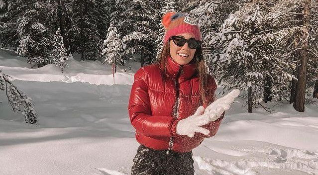 Giulia De Lellis, Capodanno a St. Moritz in “barba” ai divieti: esplode la polemica social preview