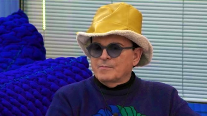 “Covid virus da laboratorio, chi se lo fa il vaccino?”, Malgioglio senza freni: GF Vip lo censura preview