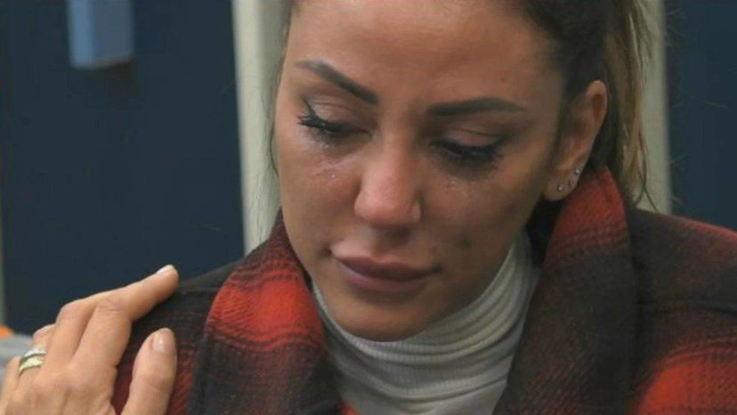 GF Vip, Selvaggia Roma ha mentito sul padre? Ex amica la sbugiarda: “Lacrime false!” preview