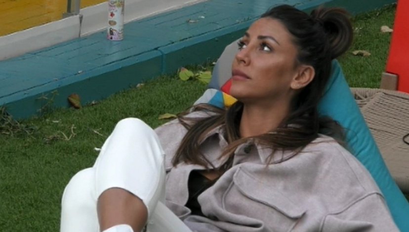 GF Vip, Selvaggia Roma: “Quando mio padre mi ha abbandonata volevo uccidermi” preview