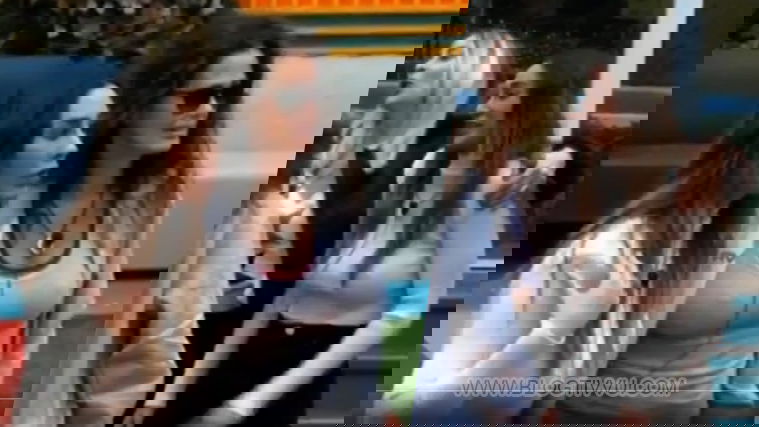 Sonia Lorenzini scopre che l’aereo era per Stefania Orlando: la sua reazione (VIDEO) preview