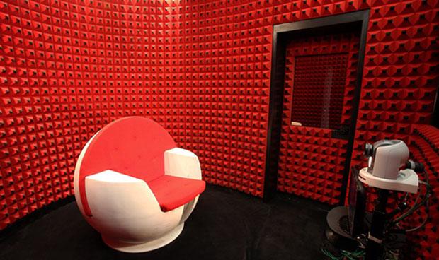 Ex gieffina, nuove affermazioni choc: “T’indeboliscono fino a renderti vulnerabile, per loro sei un numero!” preview