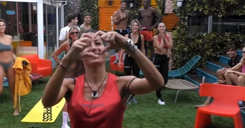 Presunto flirt di Elisabetta Gregoraci interviene sul gossip nato al GF Vip: ecco la verità preview