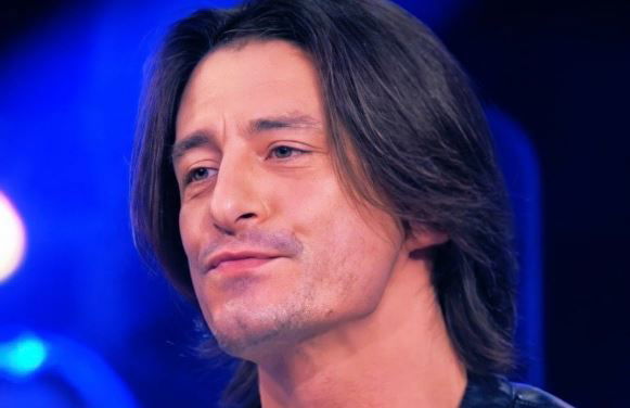 Francesco Oppini raccomandato? Lui minaccia di denunciare l’hater: ecco cosa è successo article-post