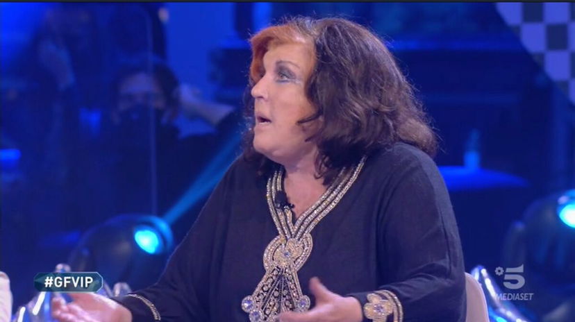 Ex del Grande Fratello Vip “posseduta dal demonio”: “Ha ammazzato il mio cane ma l’ho combattuto con la forza delle preghiere”, il racconto surreale preview