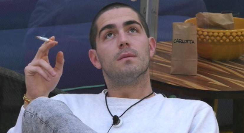 Tommaso Zorzi e l’ex fidanzato violento: “Mi ha preso a calci, mi si è aperto il mento…” – VIDEO preview