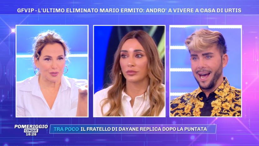 GF Vip, l’indiscrezione hot su due ex concorrenti: “effusioni affettuose”, imbarazzo di Urtis – VIDEO preview