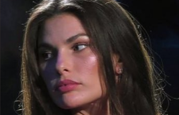 Dayane Mello