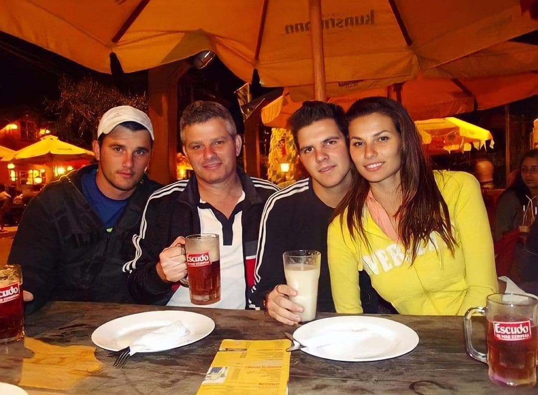 Dayane Mello con i fratelli Juliano e Lucas