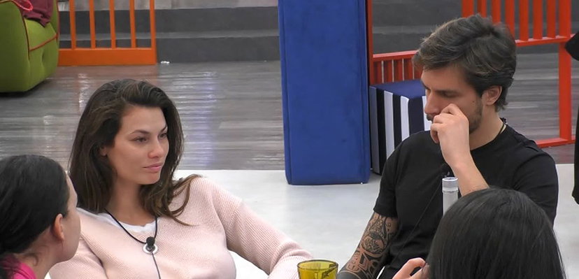 Grande Fratello Vip, parla lo psichiatra: “Storie tirate, normale che il pubblico insorga contro Signorini!” preview