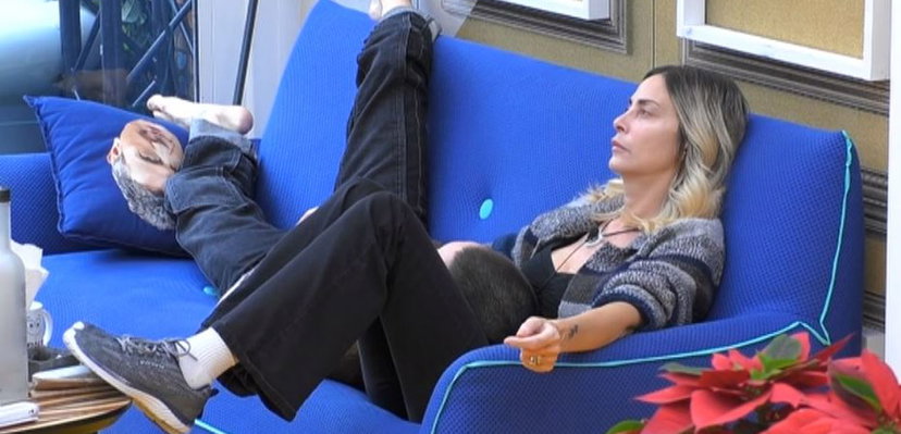 Stefania Orlando non si dà pace per il “mancato” saluto di Maria Teresa: nuovo sfogo con Zorzi – VIDEO preview