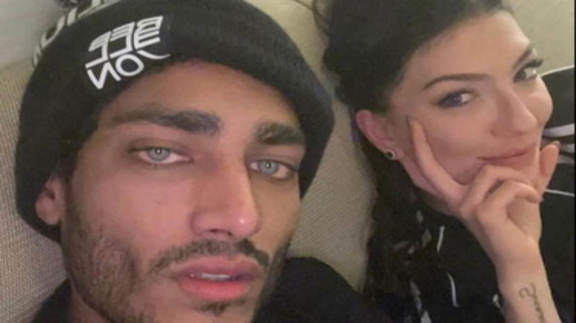 Isola dei Famosi, Akash Kumar e Giovanna Abate si sono sentiti? L’ex tronista interviene preview