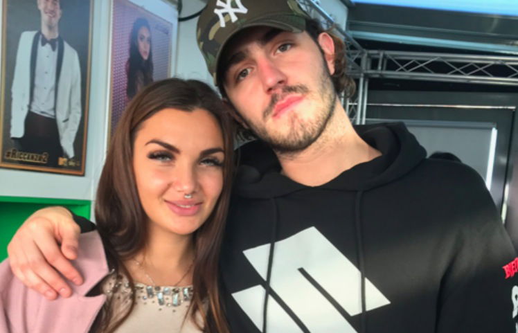 Isola dei Famosi 2021, Tommaso Zorzi sostituisce Elettra Lamborghini assente per Covid? preview