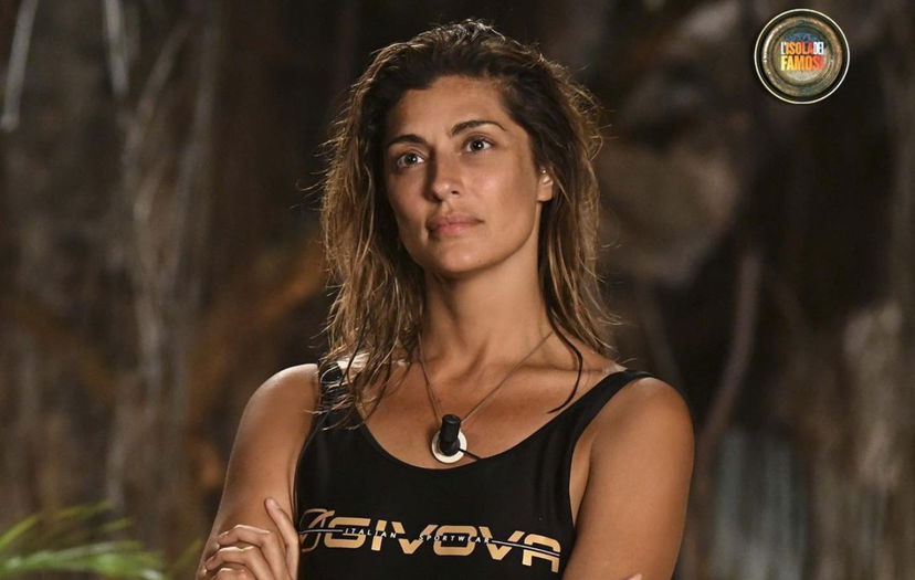Isola dei Famosi, Elisa Isoardi e il ritiro anticipato: “Aveva firmato per otto puntate” preview
