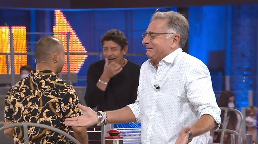 “Faccio il ricch*one per hobby”, Avanti un altro: concorrente choc, siparietto con Paolo Bonolis – VIDEO preview