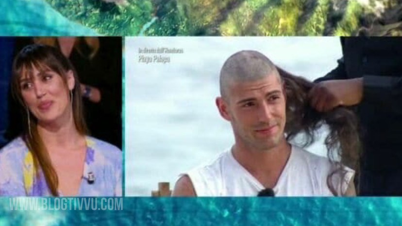 Isola dei Famosi: Ignazio Moser si rasa a zero e vola in finale, Cecilia Rodriguez approva – VIDEO preview