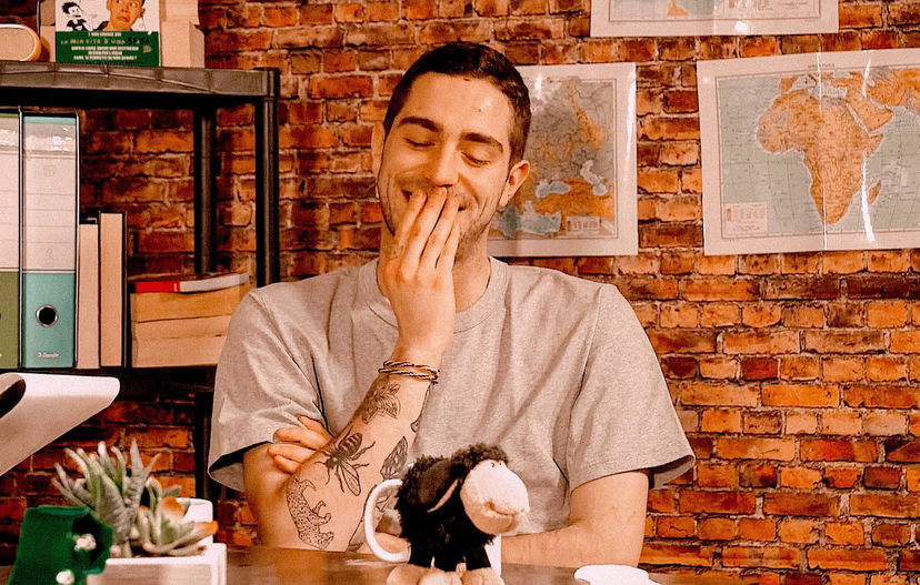 Ex tronista fa coming out? “Mi piace Tommaso Zorzi, ci sentiamo da un po’!” preview