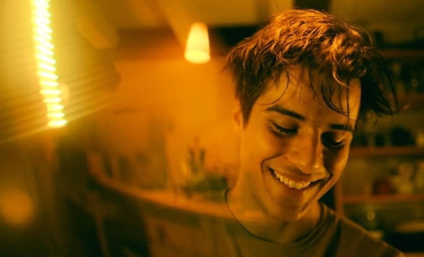 La fidanzata di Michele Merlo ai funerali: “Grazie infinitamente mio romantico ribelle” – VIDEO preview