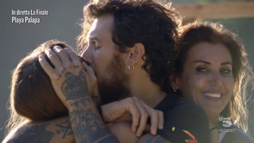 Ascolti Isola dei Famosi, finale 7 giugno: ecco i dati auditel, chiusura in salita per Ilary Blasi preview