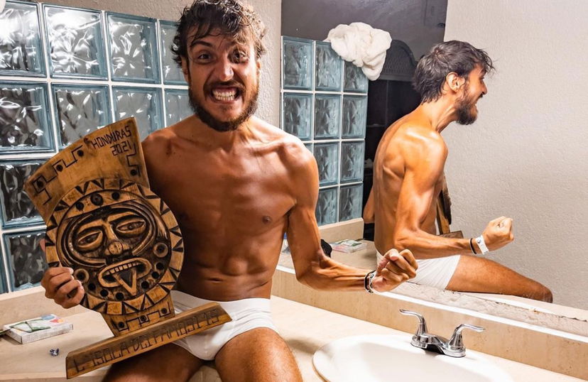 Quanto pesa Awed dopo l’Isola dei Famosi? Simone Paciello lo svela sui social – FOTO preview