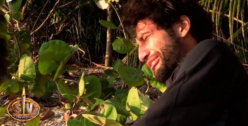 Gianmarco Onestini morso da un ragno a Supervivientes: urla di dolore e lacrime, come sta? preview