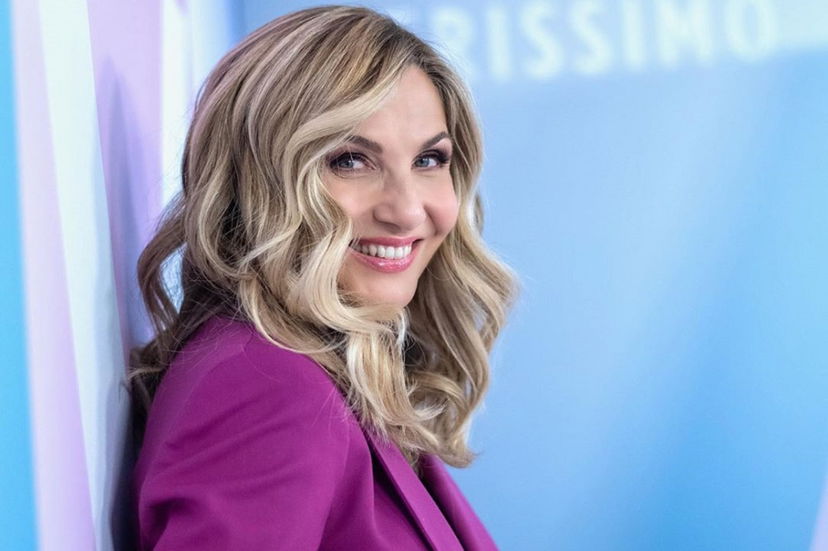 Lorella Cuccarini verso la domenica pomeriggio in TV: ecco come potrebbe essere il programma preview