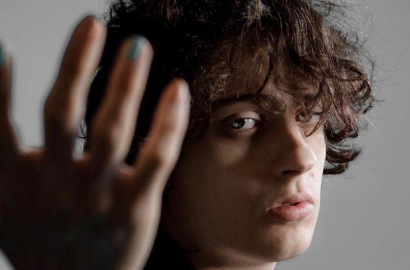 Perché Sangiovanni soffriva di ansia e paranoia e prendeva medicinali: “Stavo male” preview