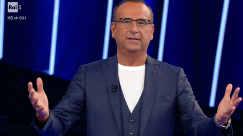 Tale e Quale Show 2021: Carlo Conti si fa scappare il nome di un concorrente (con l’intervento di Stefano De Martino) preview