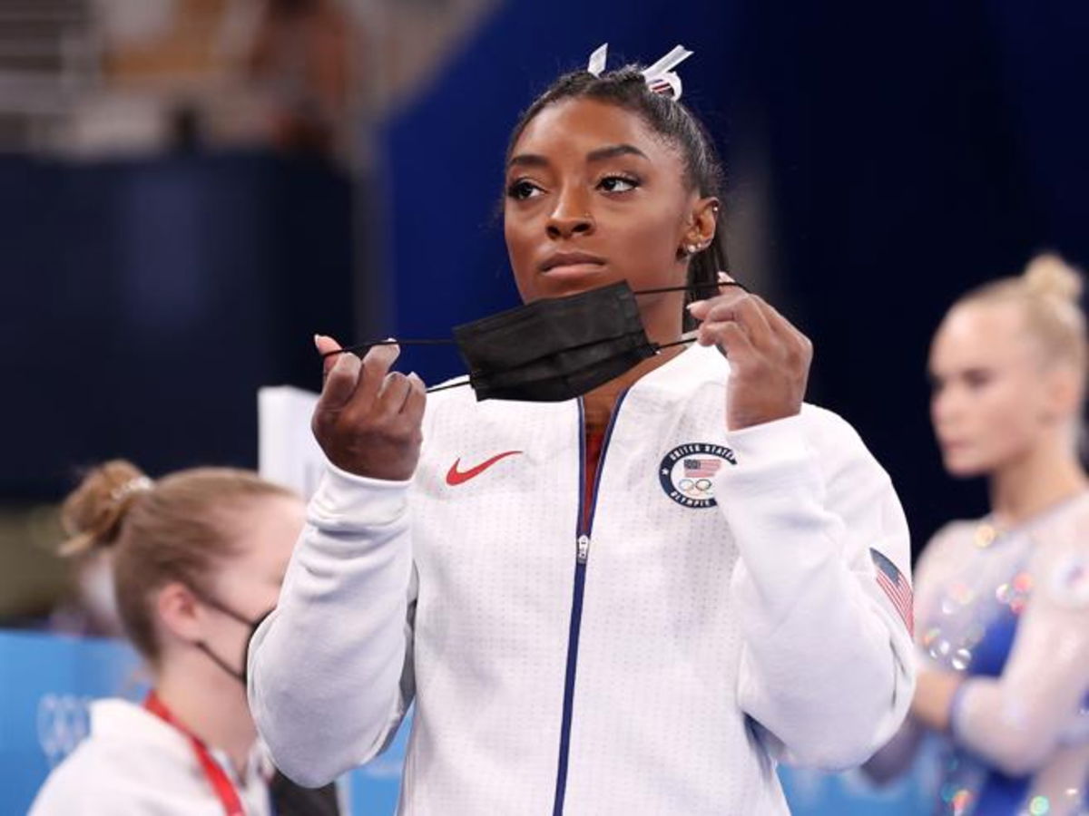 Simone Biles si ritira da Tokyo 2020 per problemi mentali: “Demoni nella mia testa…”, il post social article-post