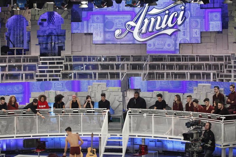 Amici 22, figlio e nipote di due amatissimi cantanti nel cast? L’indiscrezione che piacerà al web preview