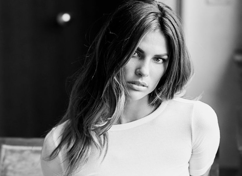 Dayane Mello sfila sul red carpet di Cannes: l’hashtag vola in tendenza su Twitter preview