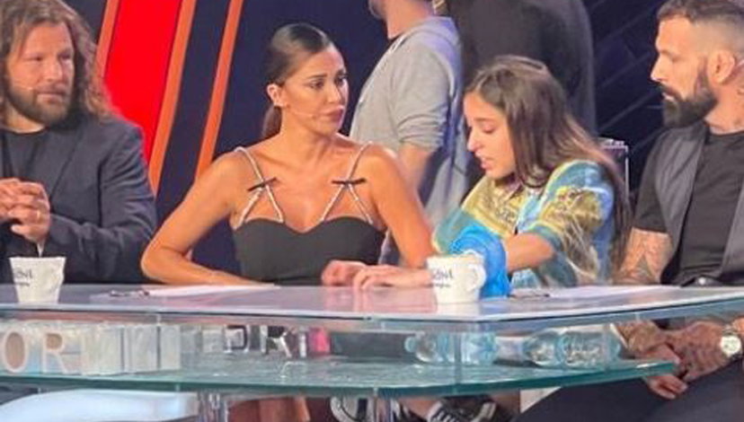 Belen Rodriguez, cosa pensa di Giulia Stabile: “Ho due nuove figlie!” – VIDEO preview