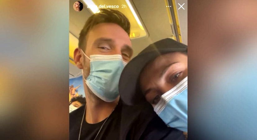 Rosalinda Cannavò e Andrea Zenga, disavventura in aereo: lo sfogo “un tizio ci filma di nascosto!” preview