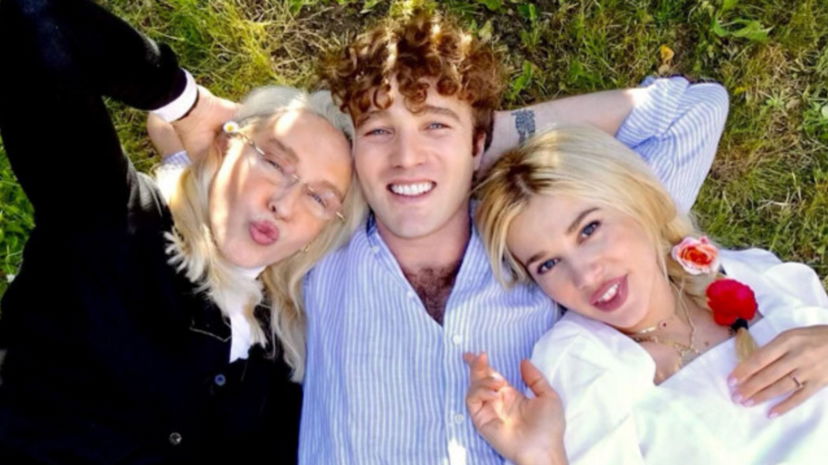 Clizia Incorvaia incinta: la reazione di Eleonora Giorgi, mamma di Paolo Ciavarro preview