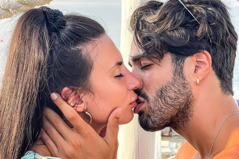 Manuela e Luciano vanno a convivere dopo Temptation Island? Lei interviene e svela che lavoro fanno preview