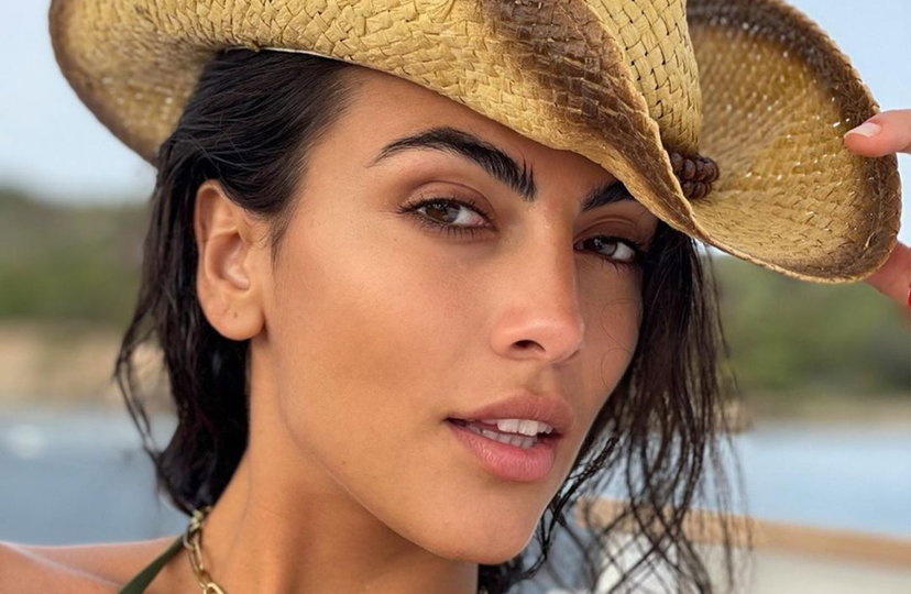 Giulia Salemi prima del GF Vip 6: da “bambina” a donna, l’incredibile metamorfosi di una farfalla in volo preview