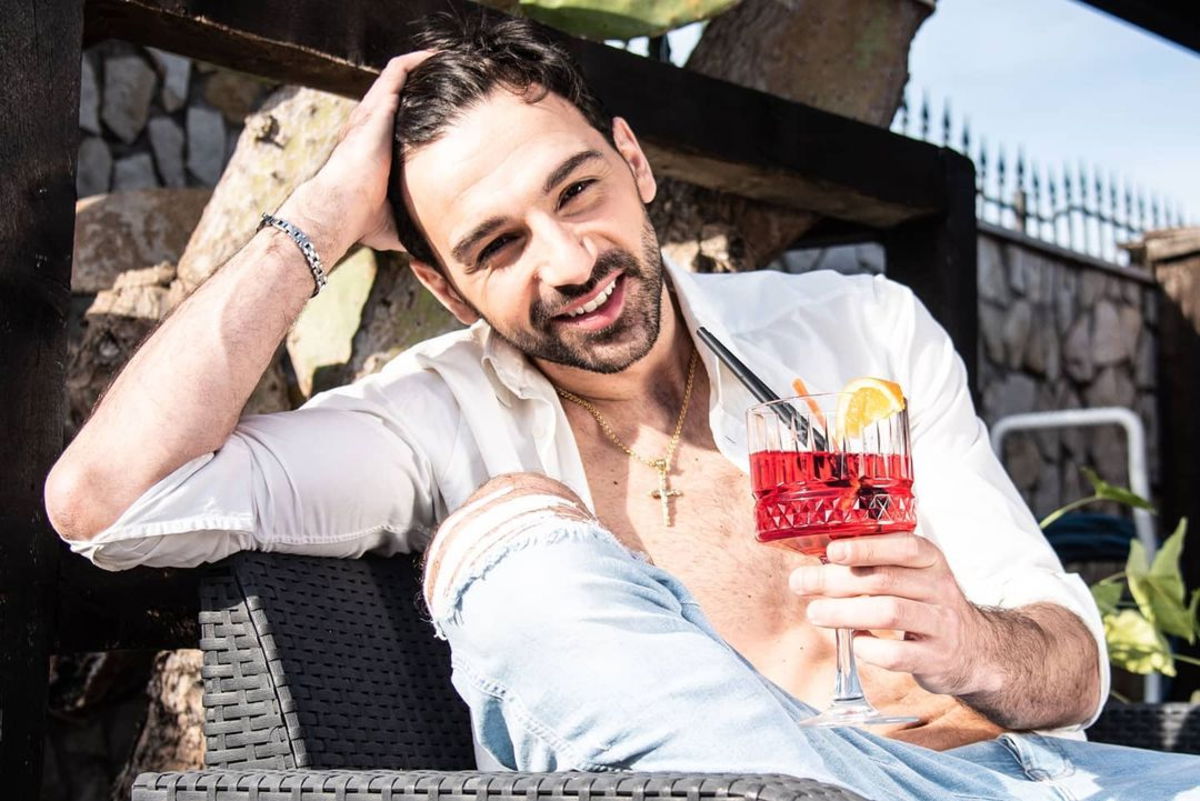 Ex collega di Raimondo Todaro lo attacca dopo l’addio a Ballando con le stelle: “Poco carina la discussione con Milly” article-post
