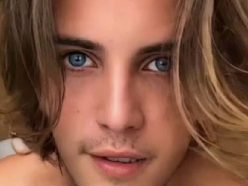 Tommaso Stanzani insultato dagli omofobi perché balla sui social: la perfetta replica non si fa attendere preview