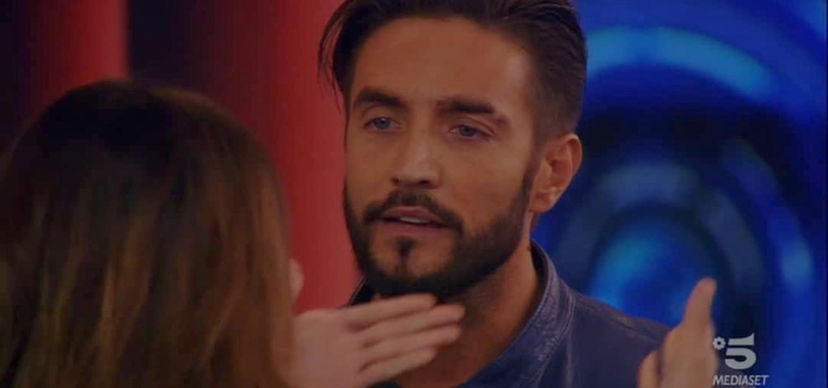 Alex Belli non può avere figli? Dolorosa confidenza al GF Vip: l’ex moglie ne aveva parlato nel 2019 article-post