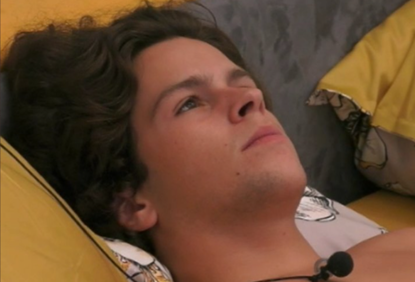 Tommaso Eletti al GF Vip, dettagli choc sull’intimità con l’ex fidanzata: “Era come una mamma per me…” preview